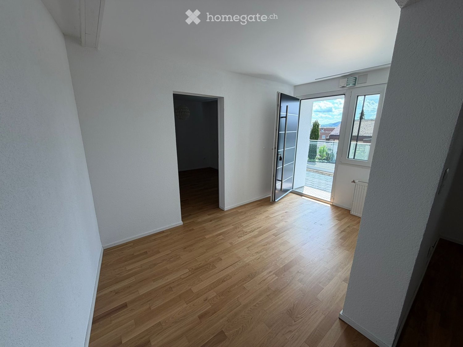 2 rooms apartment, photo 2 of 5