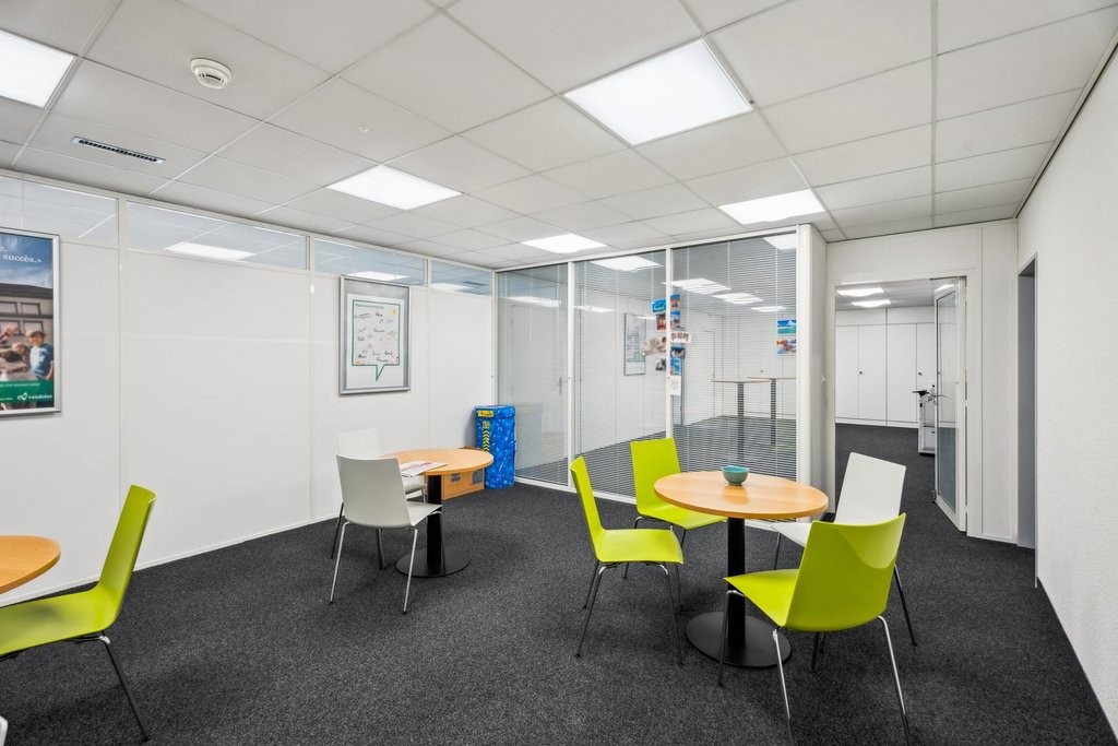 311m² office, photo 9 of 10