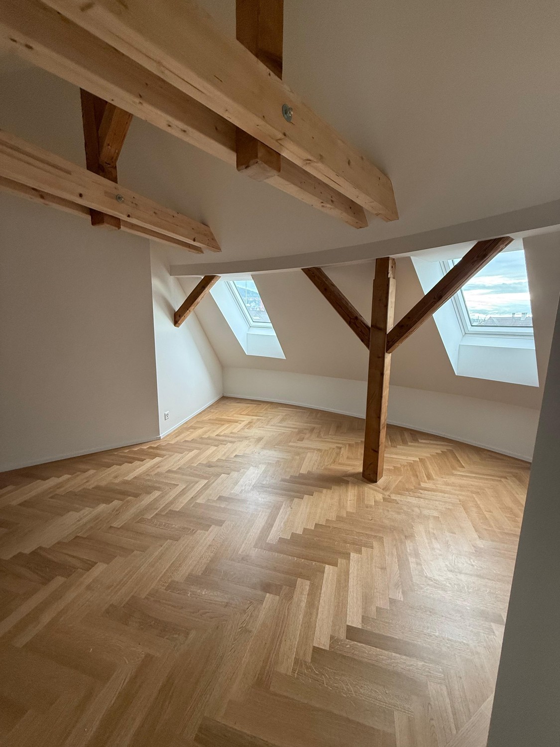 4 pièces appartement, photo 1 sur 10