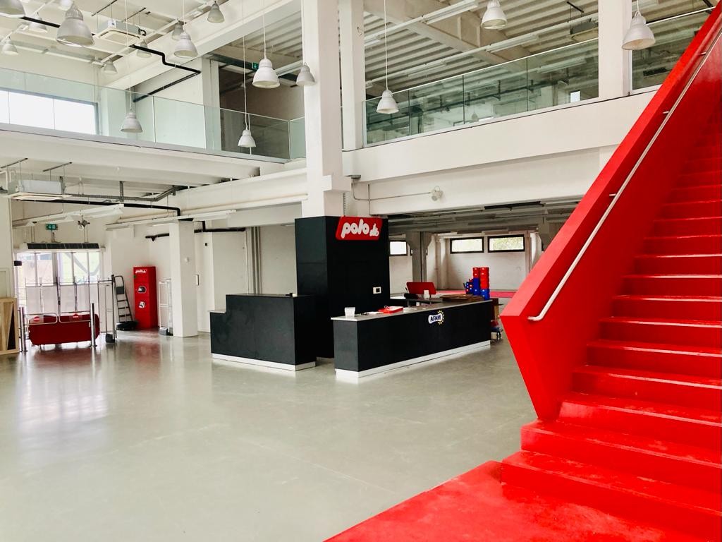 2480m² commercial