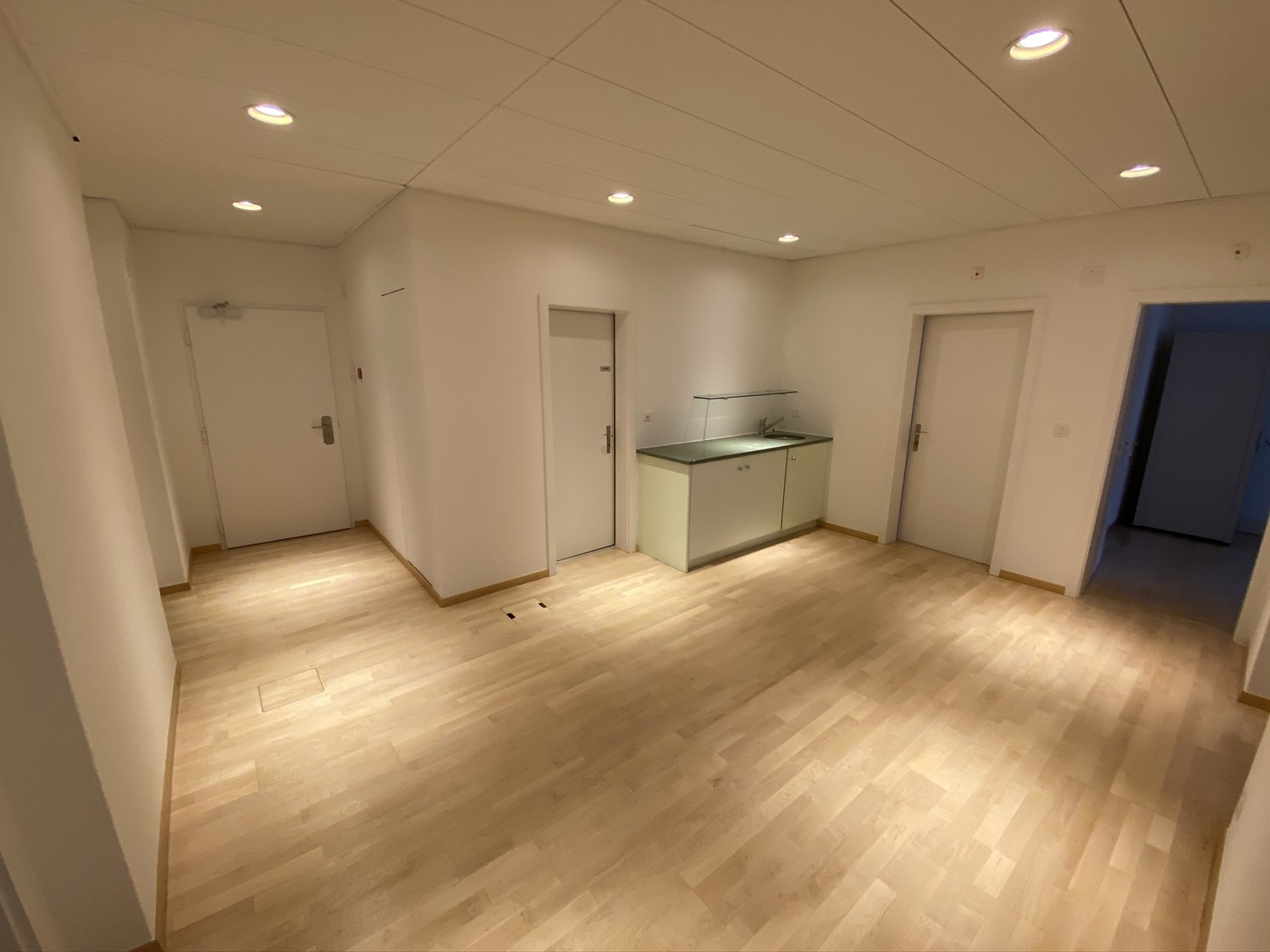 130m² ufficio, foto 6 di 9