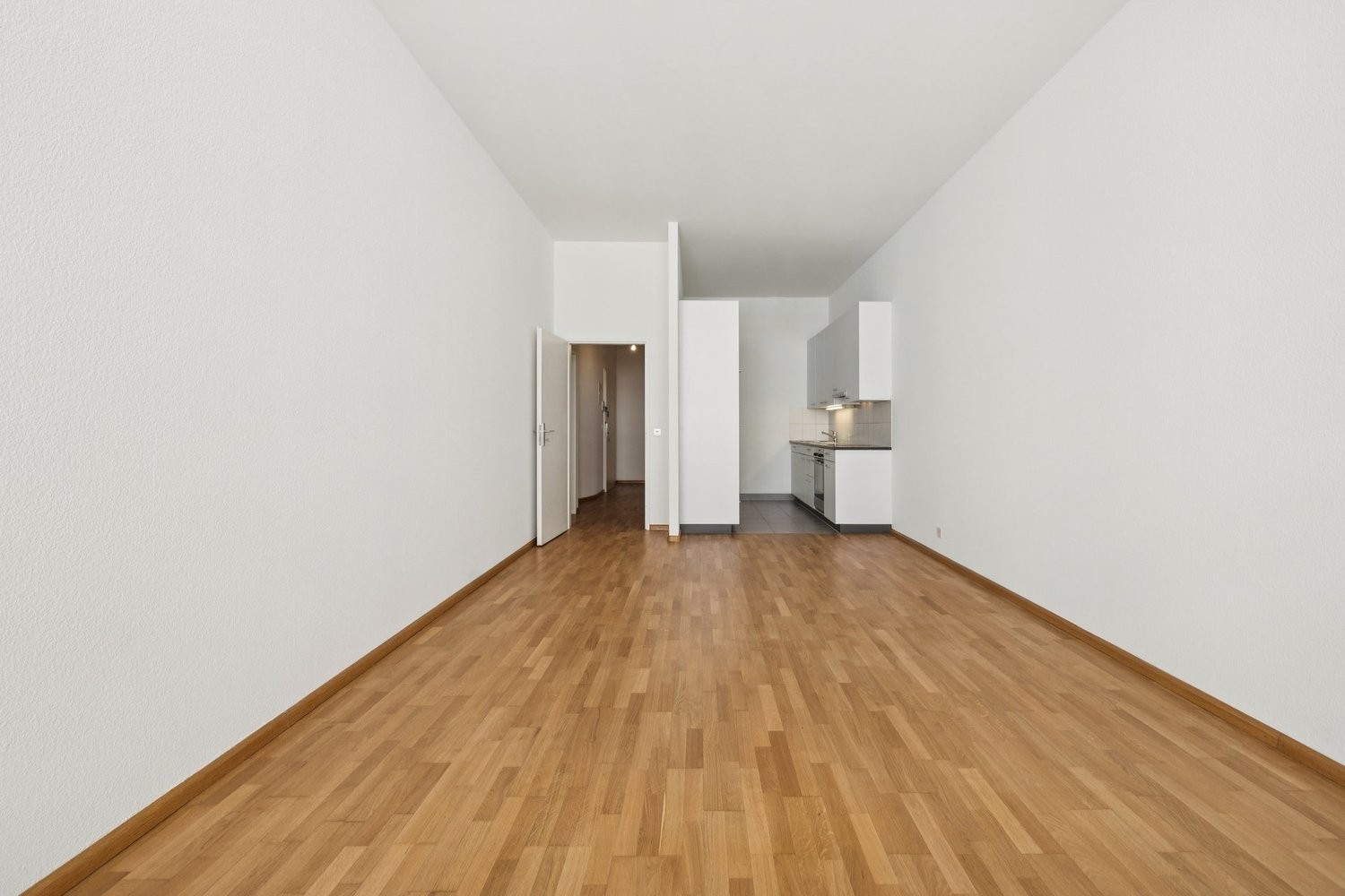 2 rooms apartment, photo 3 of 10