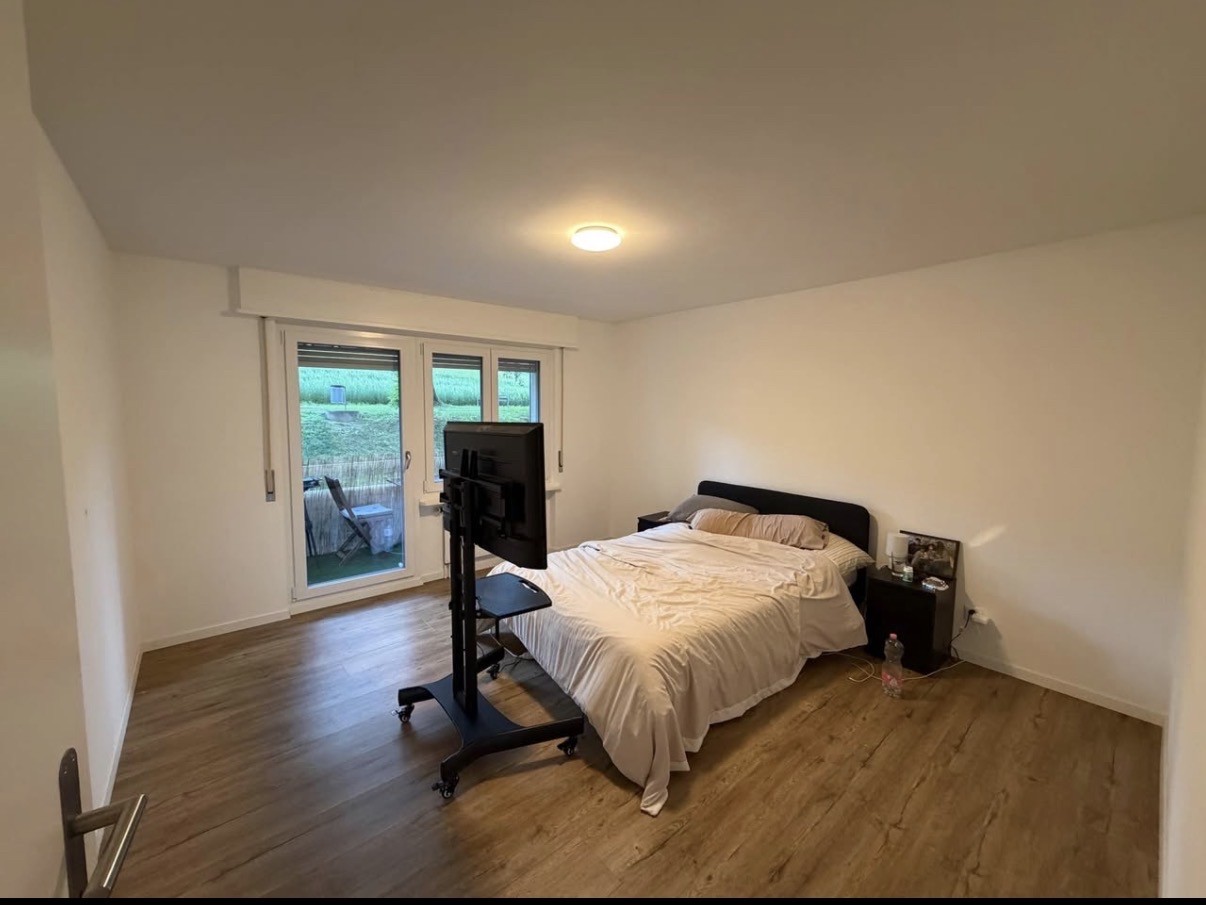 4 rooms apartment, photo 2 of 6