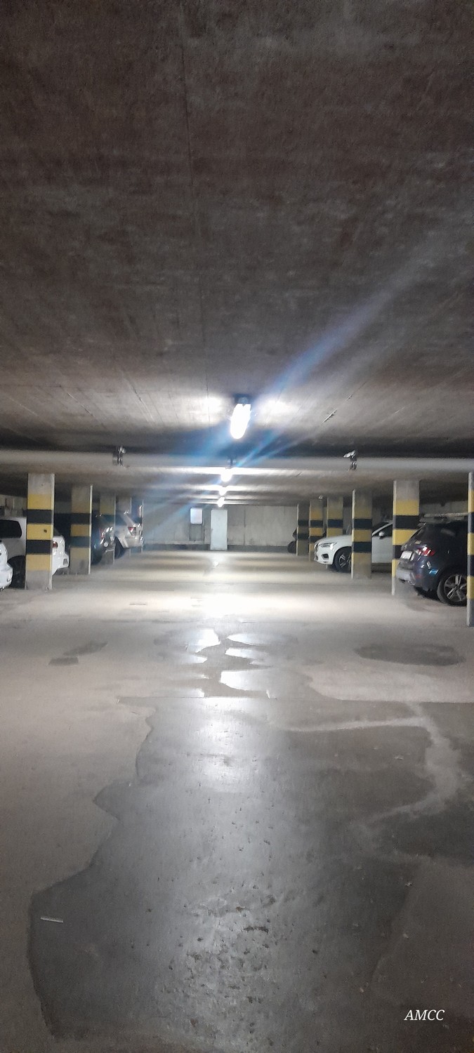 Underground slot, photo 1 of 4
