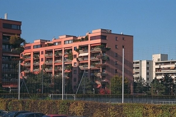 3m² covered bike parking, photo 1 of 2
