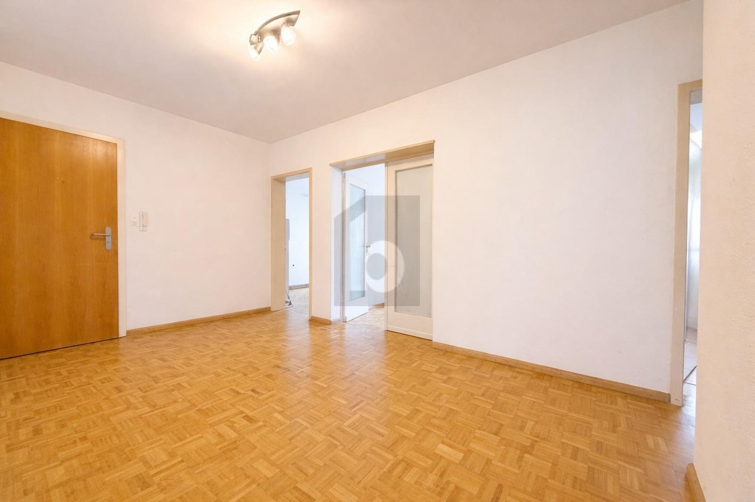 3 rooms apartment, photo 2 of 4