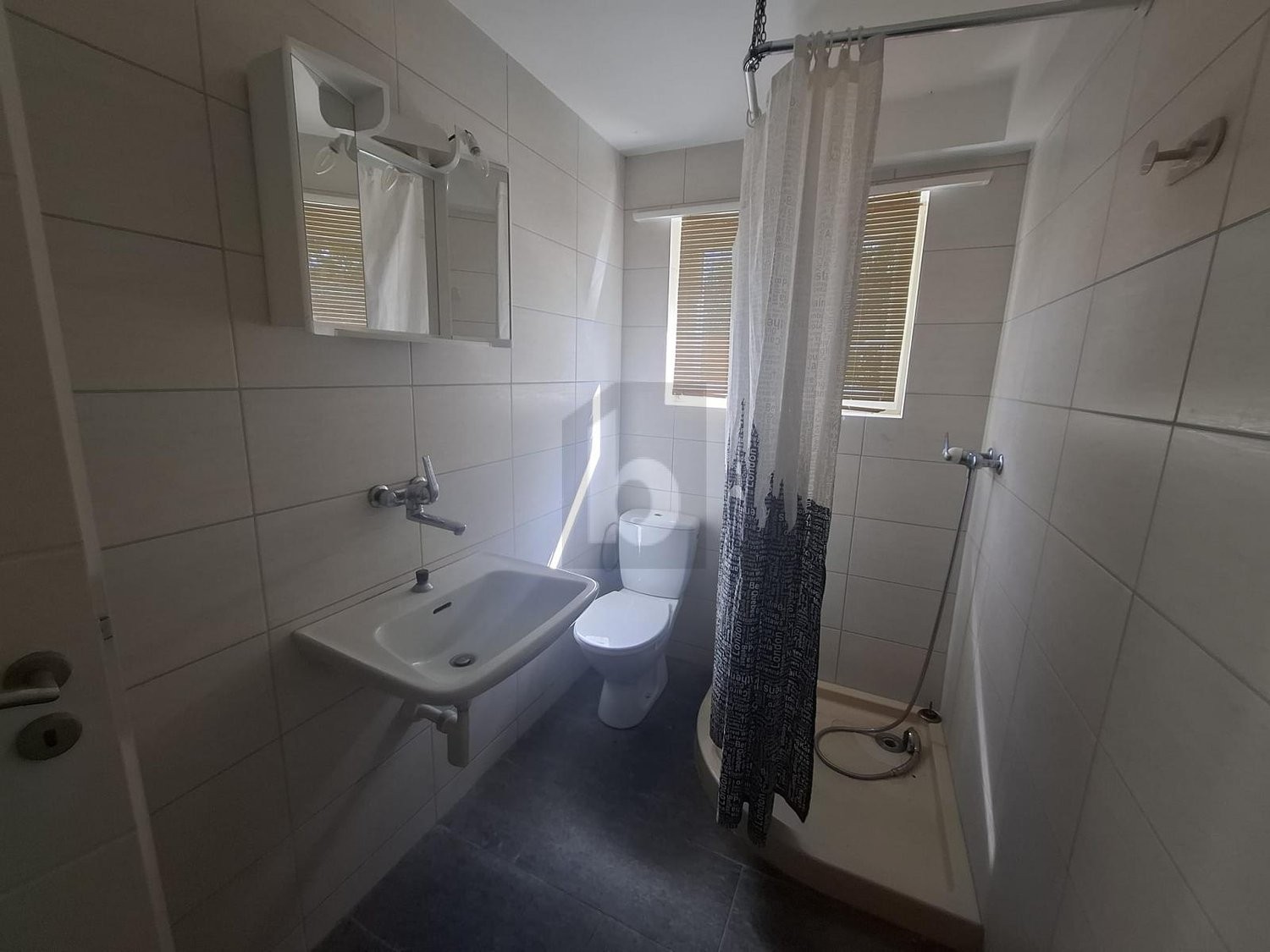 8 rooms duplex house