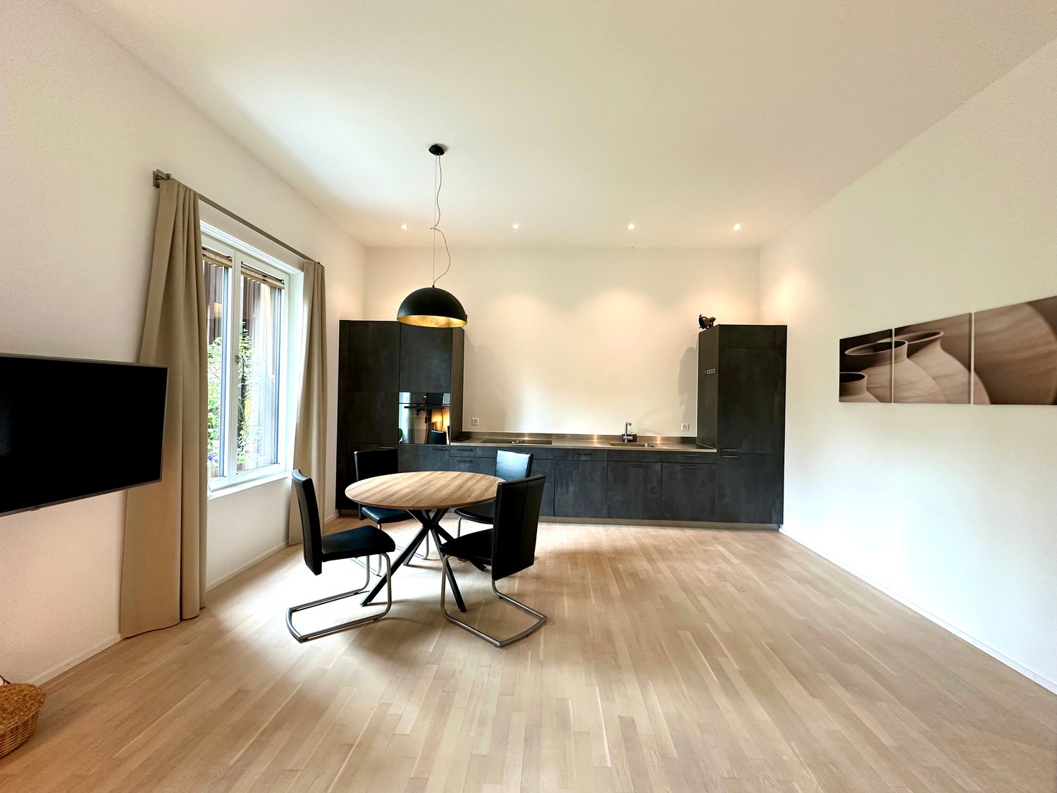 2 rooms furnished flat