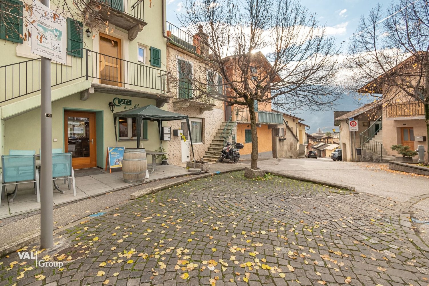 98m² negozio