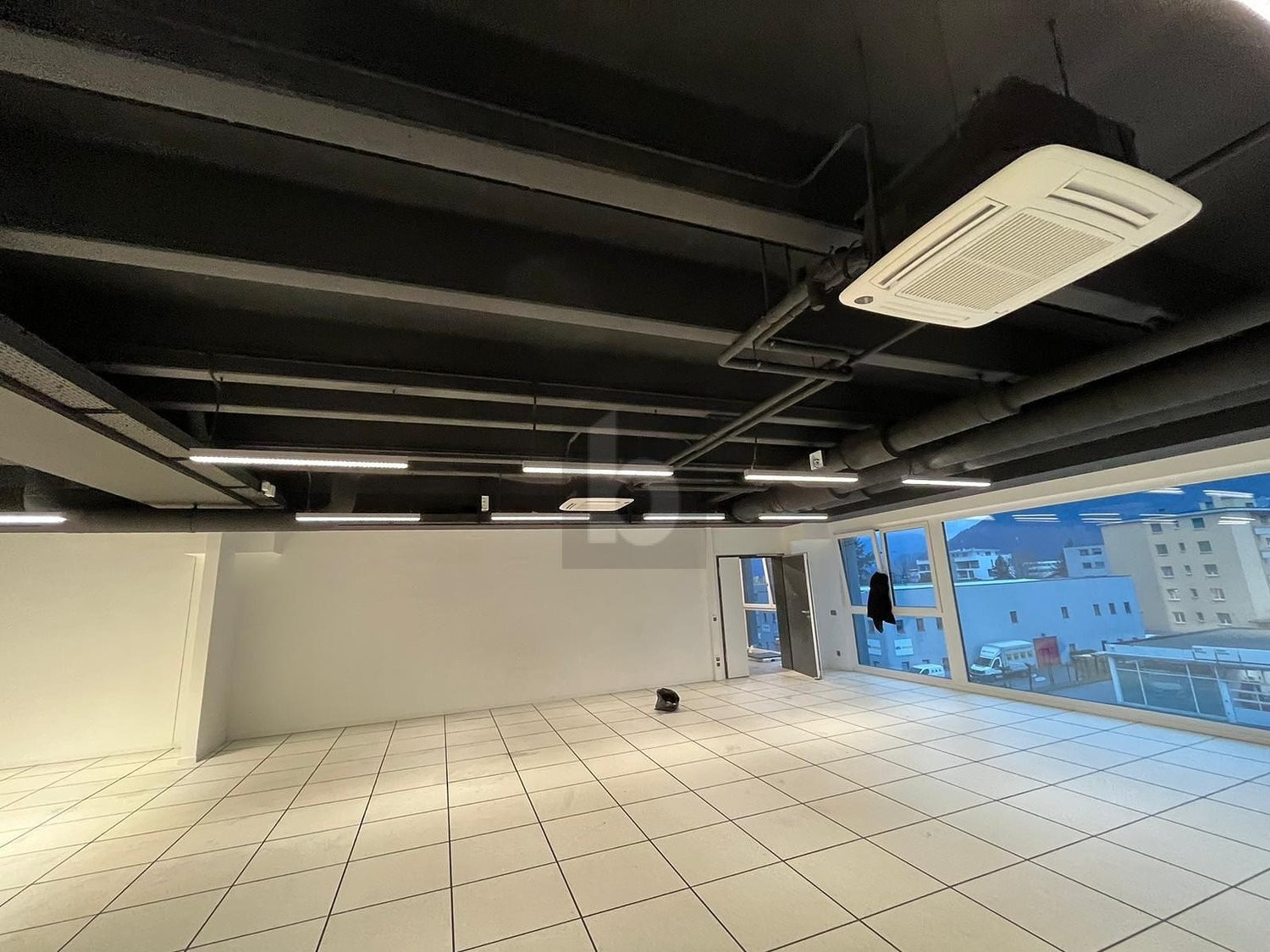 120m² office, photo 3 of 4