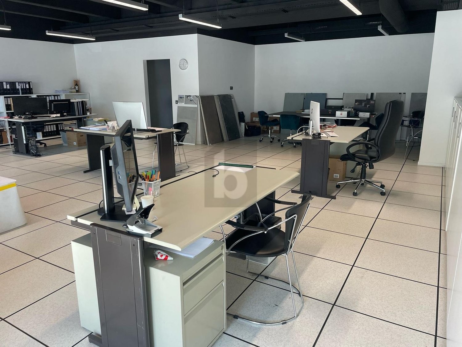 120m² office, photo 2 of 4