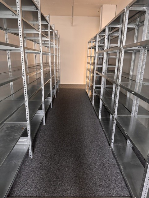 21-381m² commerciale