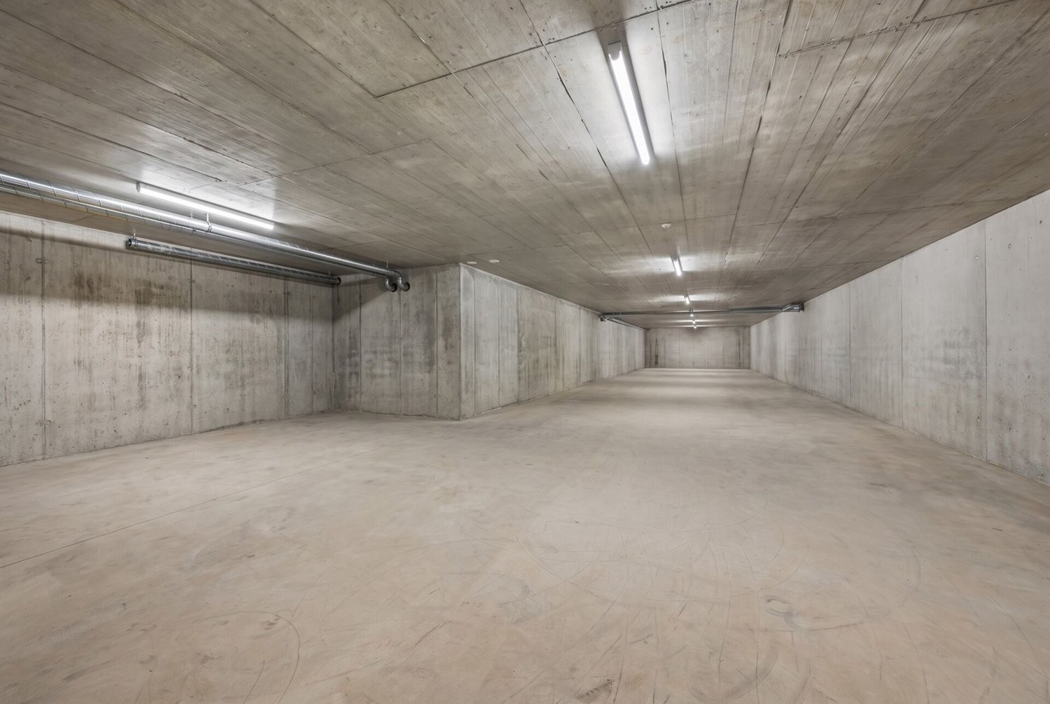 655m² commercial, photo 9 of 10