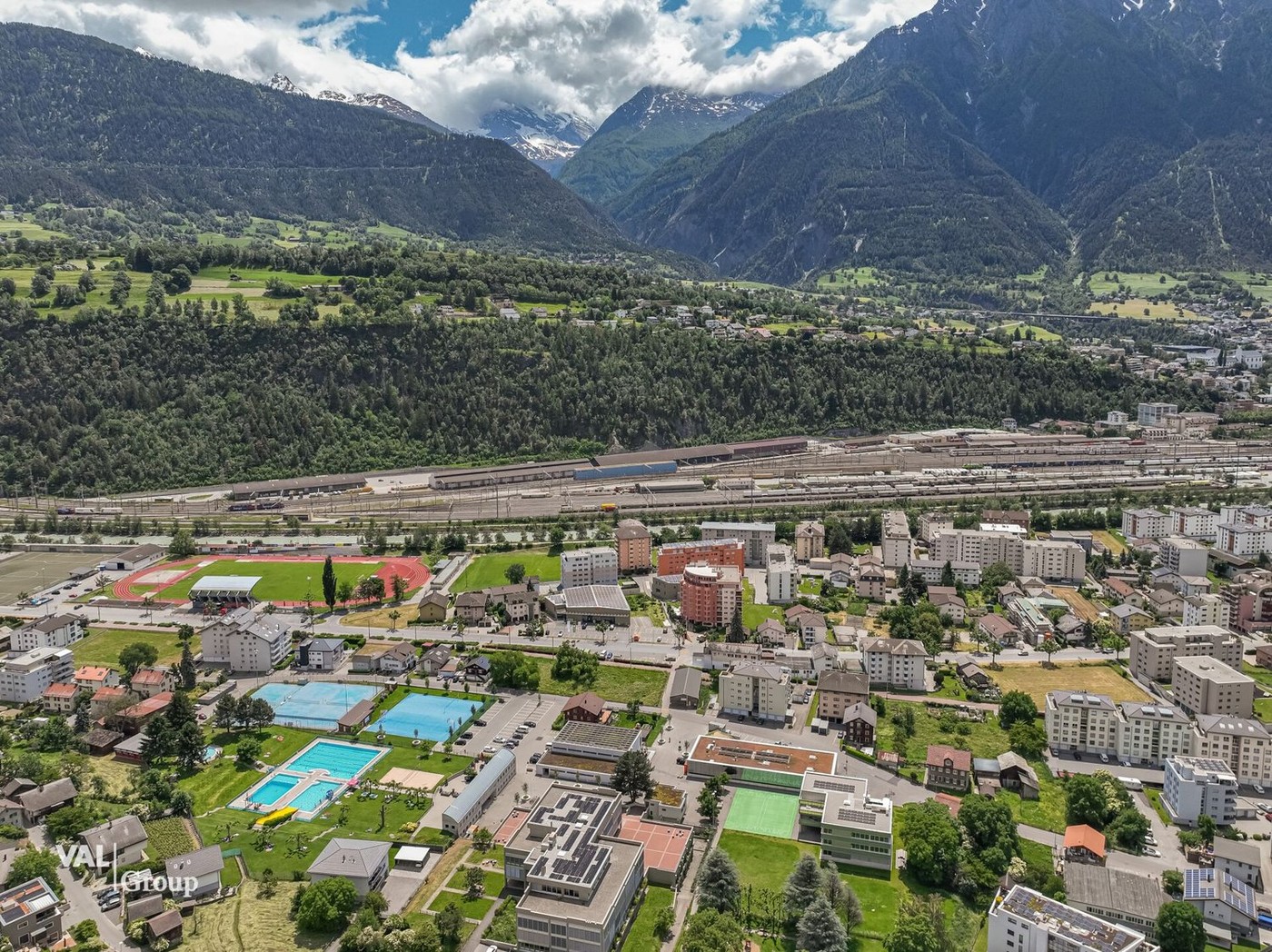 1769m² building land