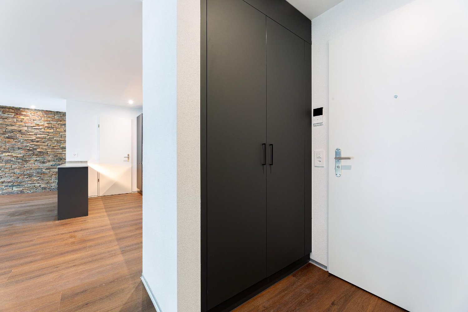 2 ½ rooms apartment, photo 1 of 10