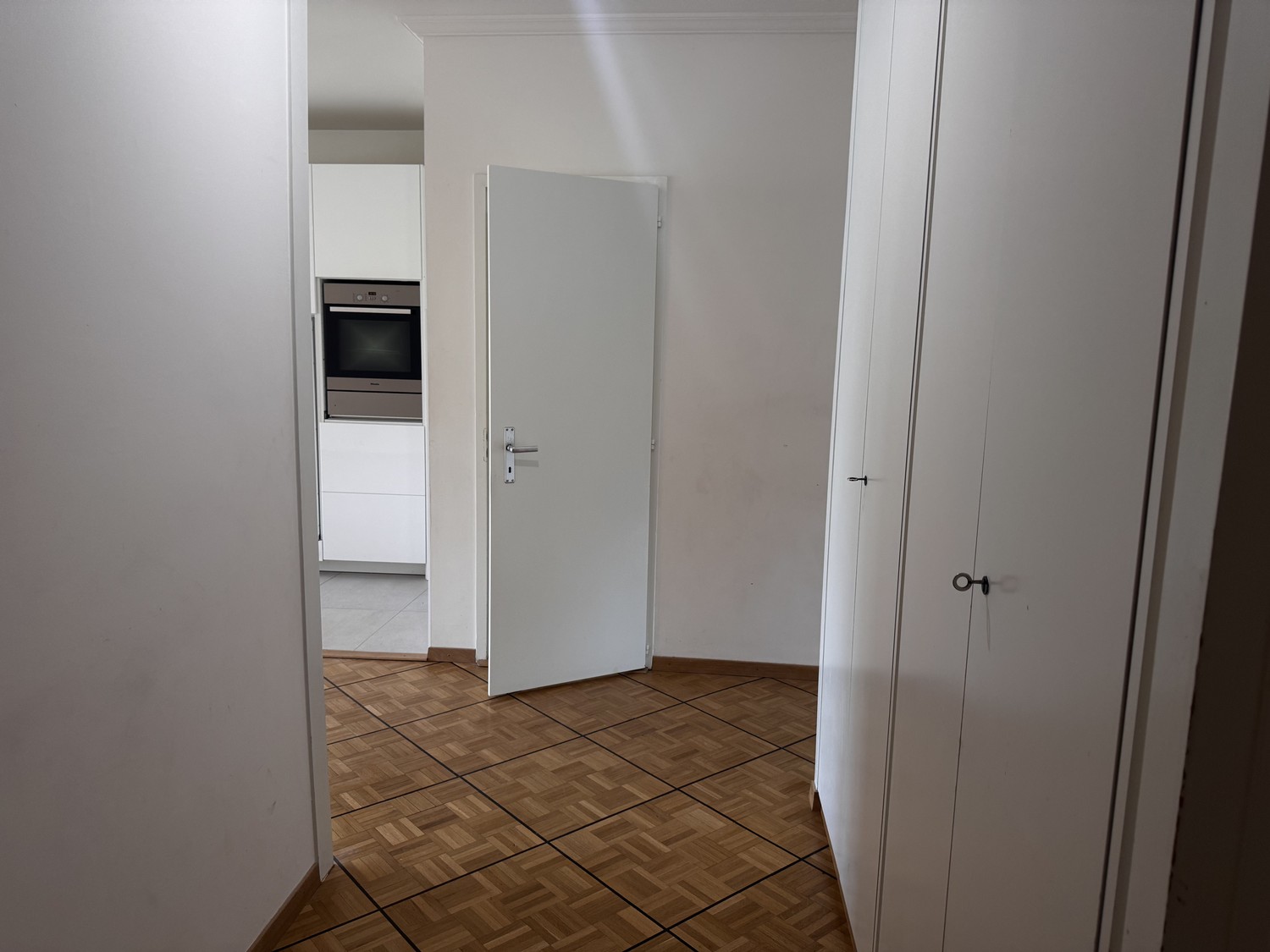 5 rooms apartment, photo 5 of 10