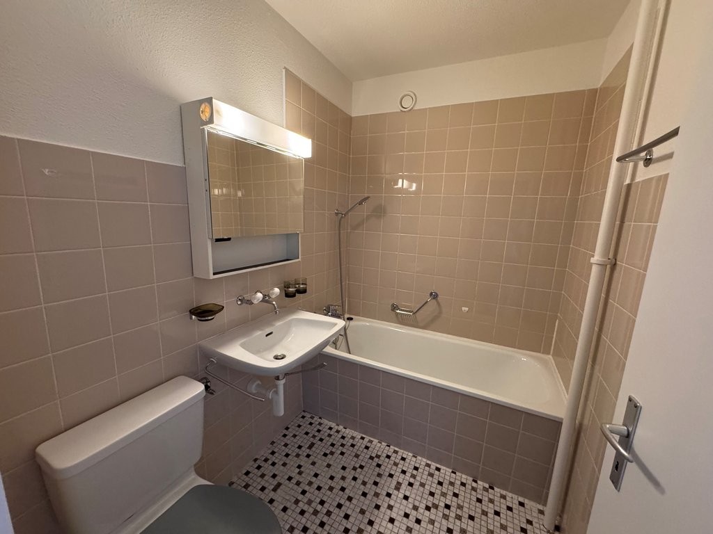1 room apartment, photo 5 of 6