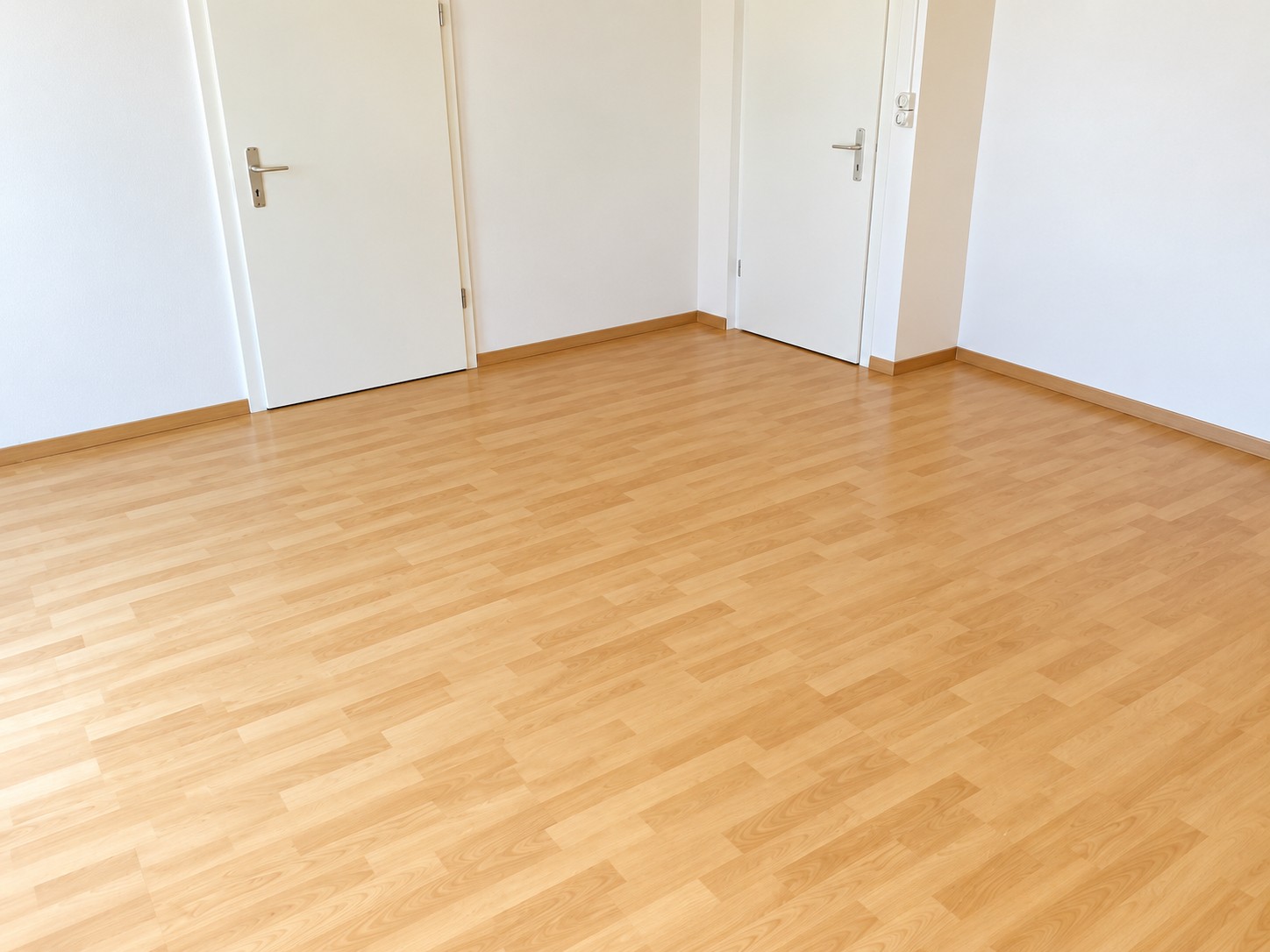 100m² commercial