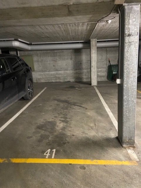 Underground slot, photo 4 of 4
