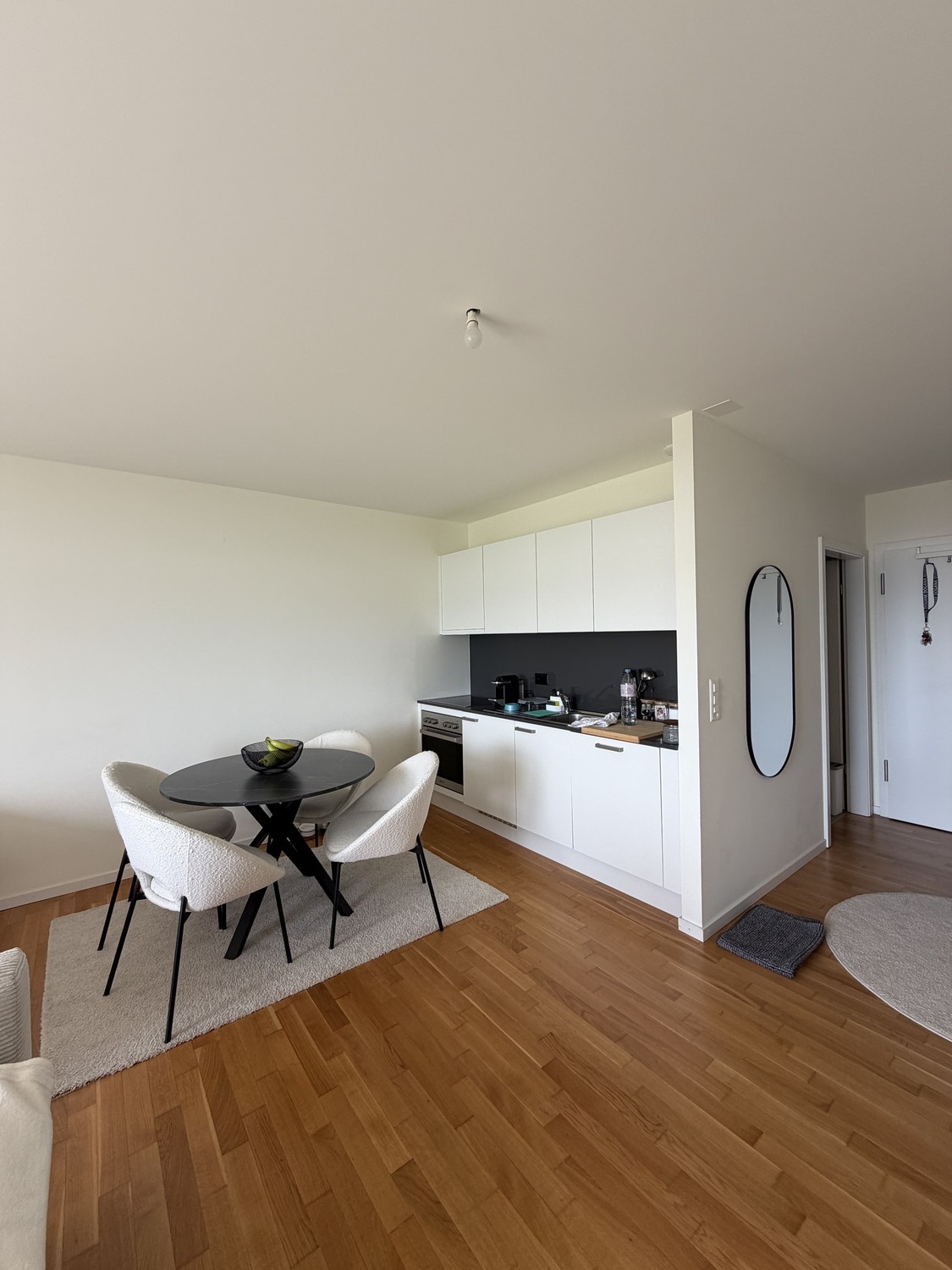 1 room apartment, photo 2 of 2