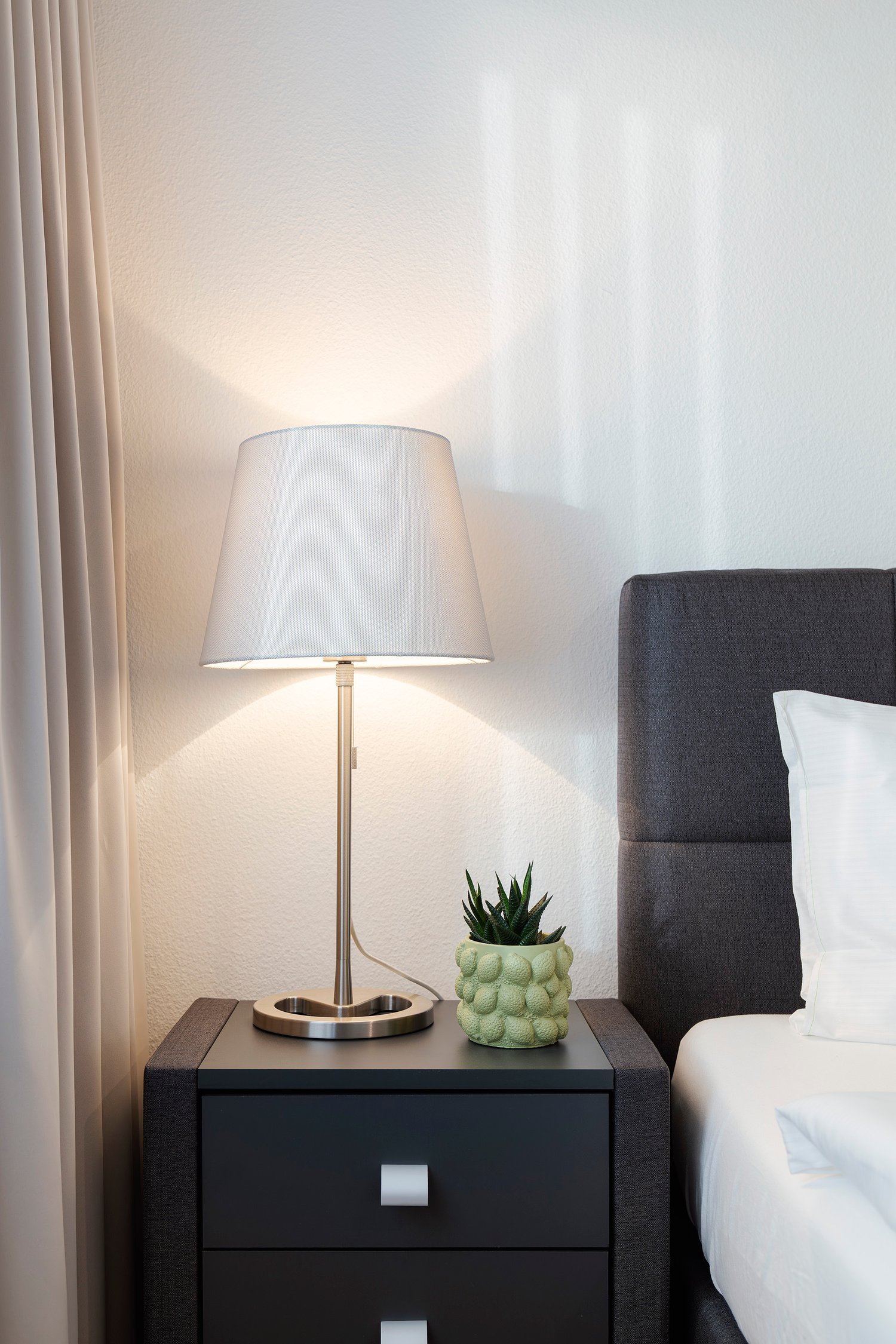 3-Zimmer-Wohnung möbliert