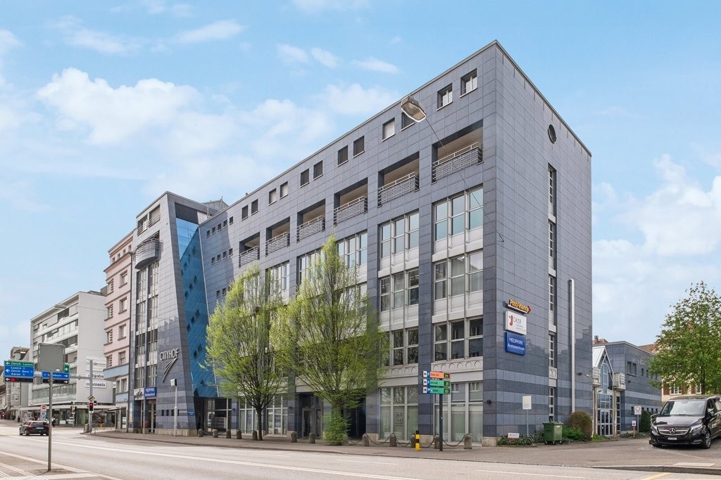 112m² office, photo 1 of 6