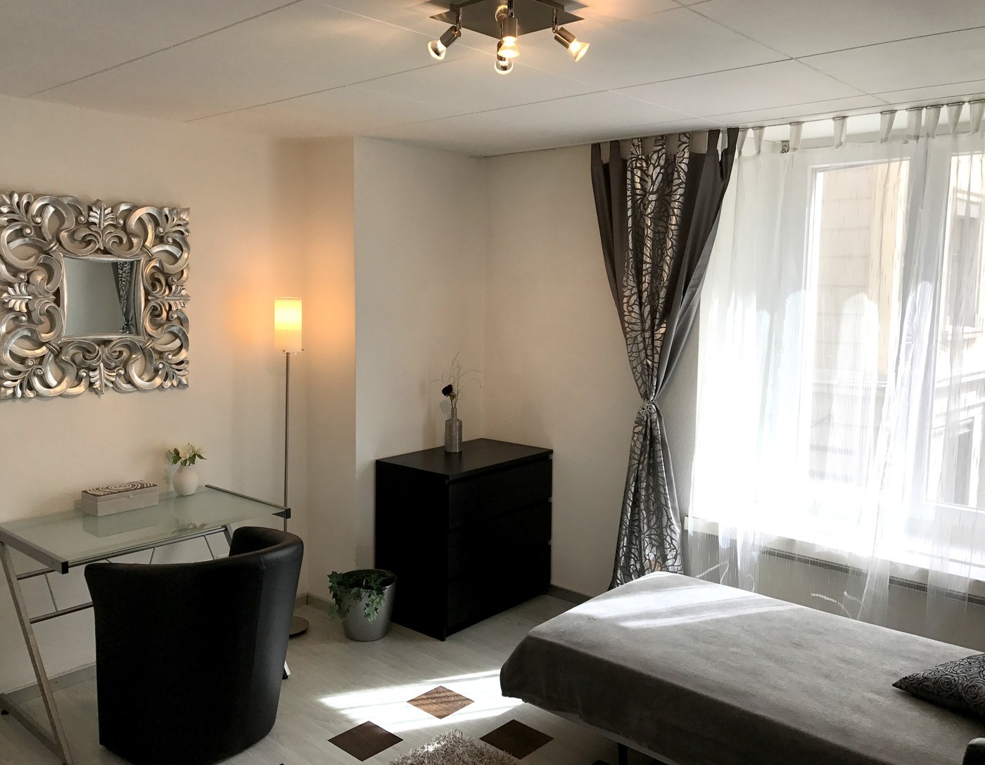1 room apartment, photo 1 of 5