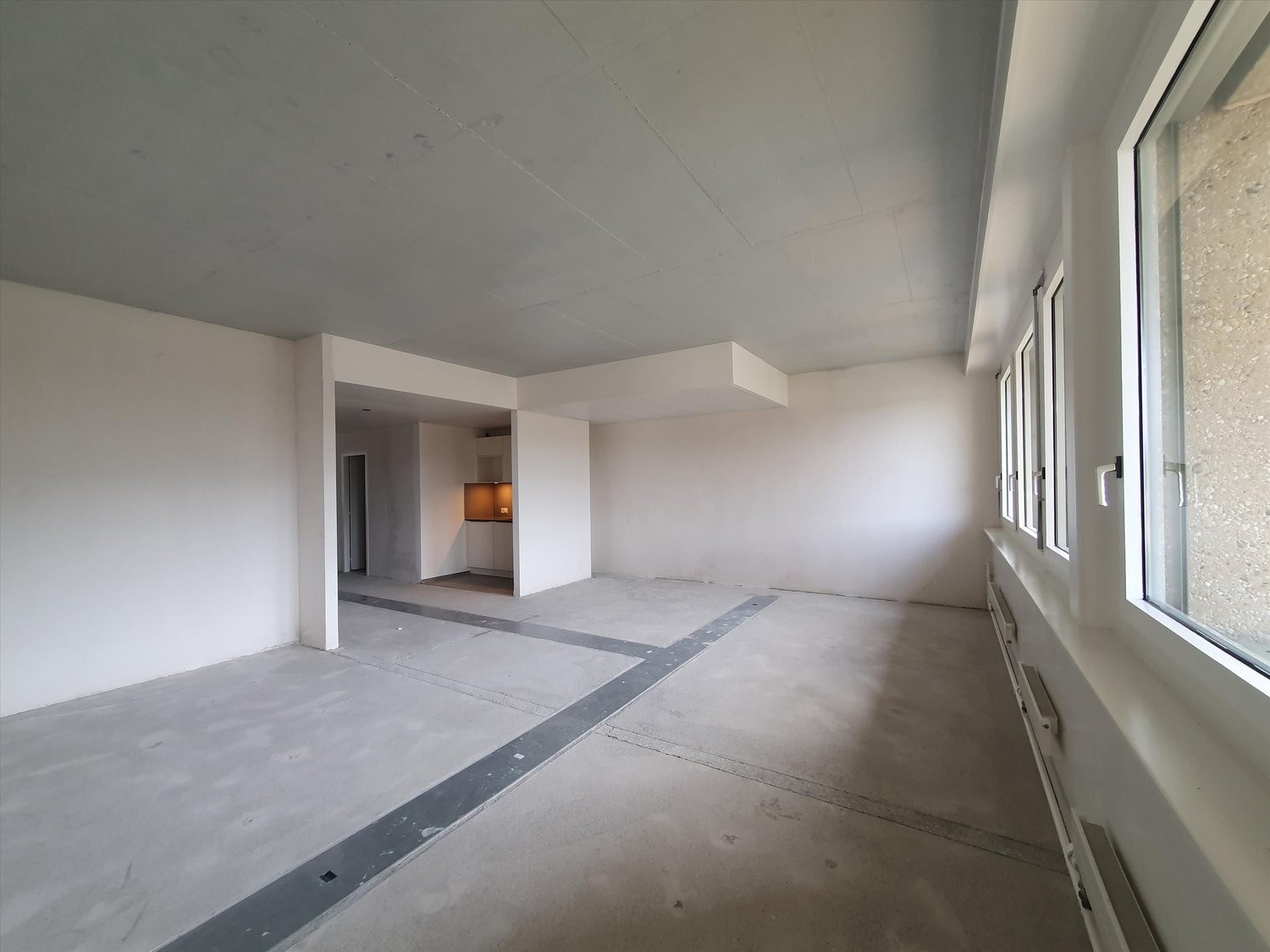 83m² Praxis