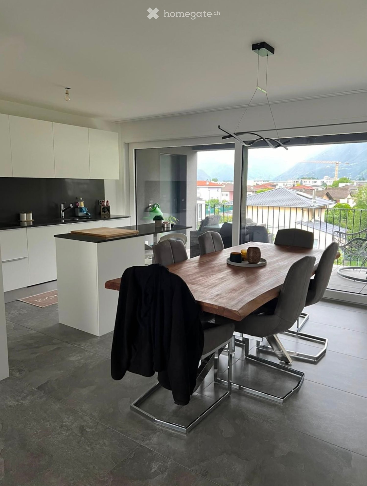 4 rooms apartment