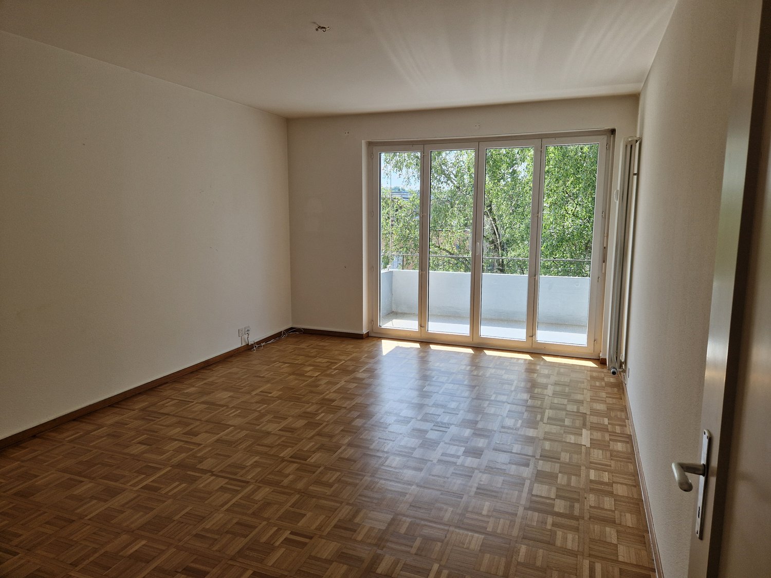 5 rooms apartment