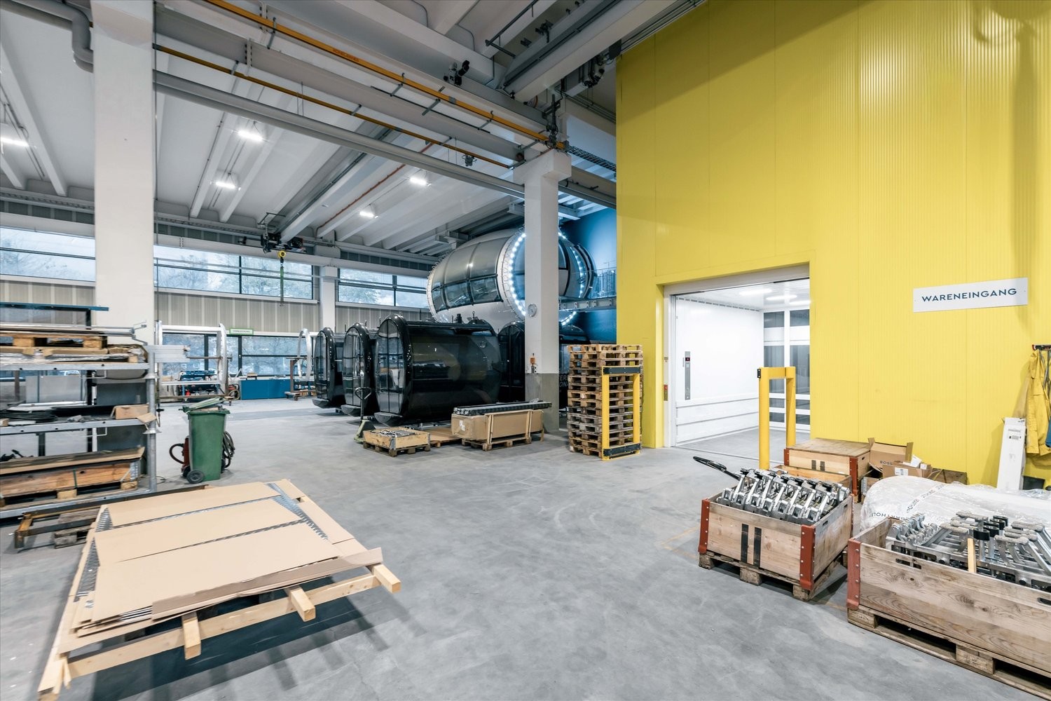 800m² storage room, photo 9 of 10