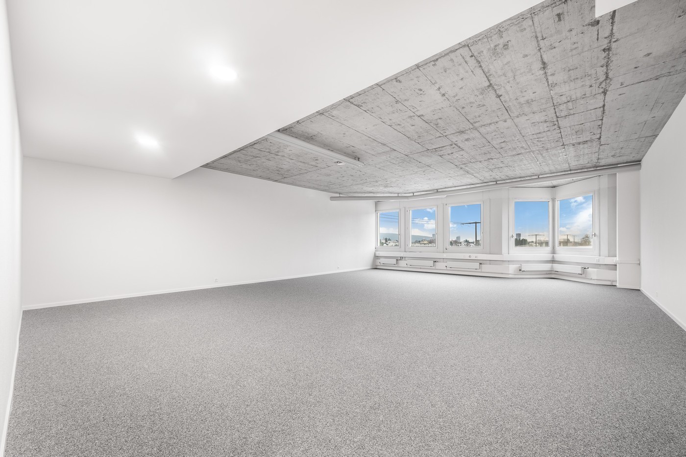 87m² office