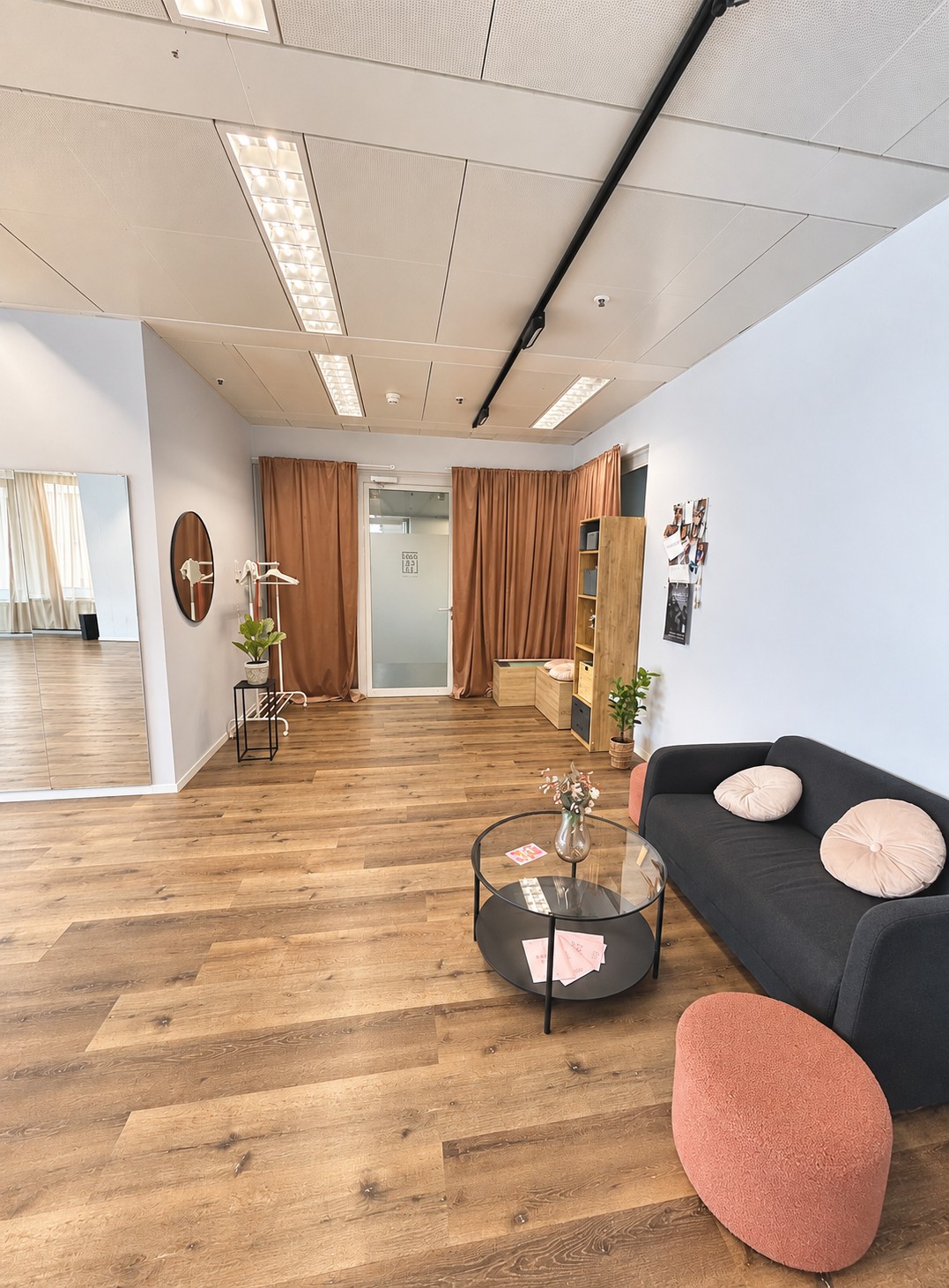 137m² commercial, photo 4 of 4