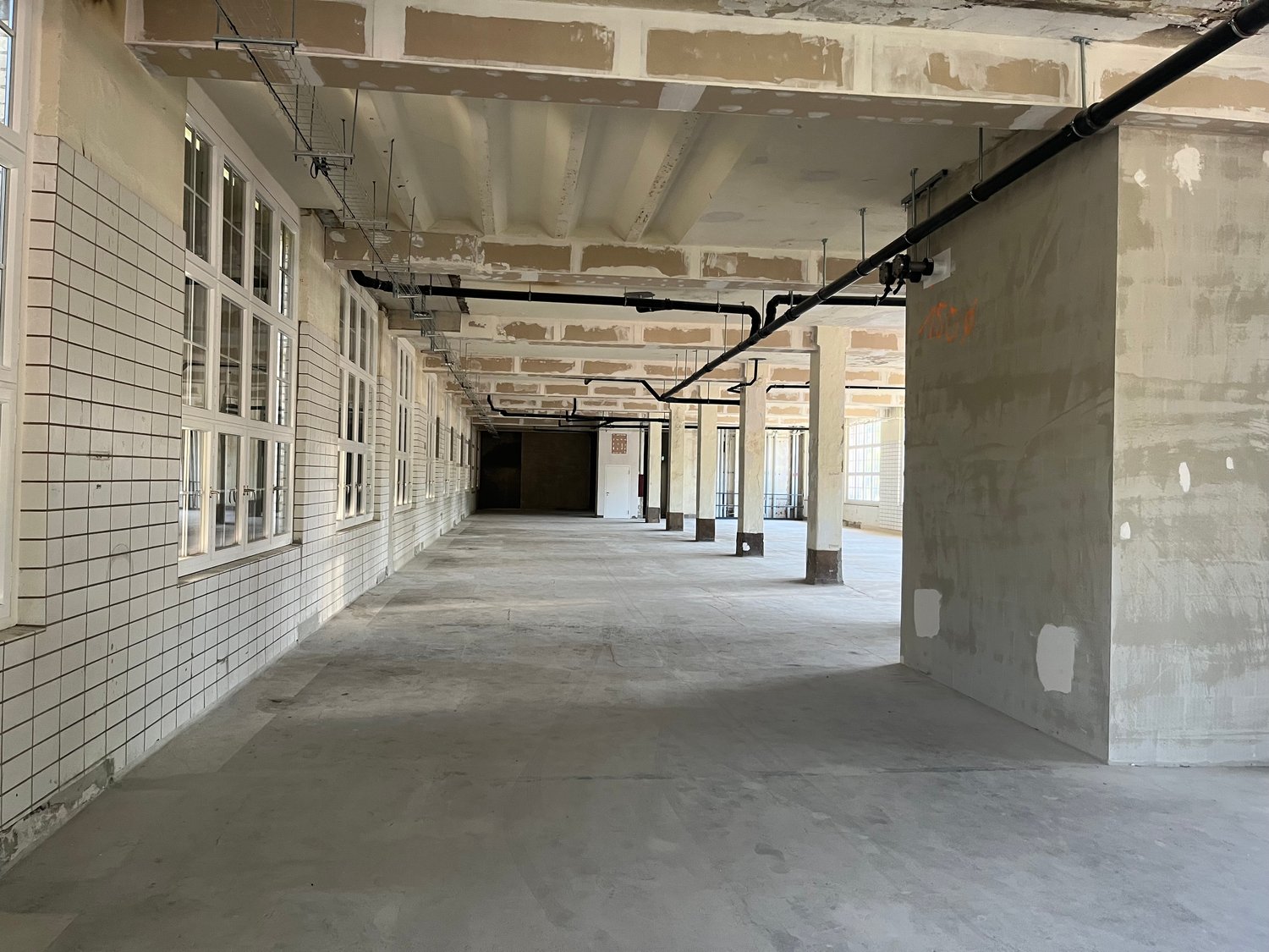650m² commerciale