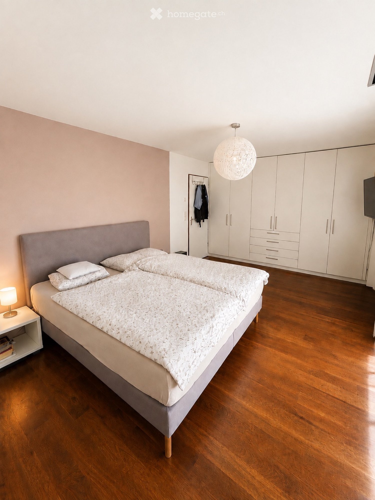 5 rooms apartment, photo 2 of 5