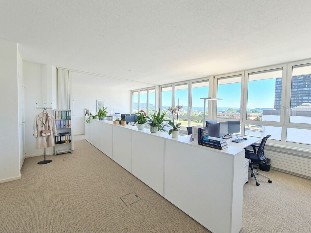 388m² commercial, photo 3 of 10