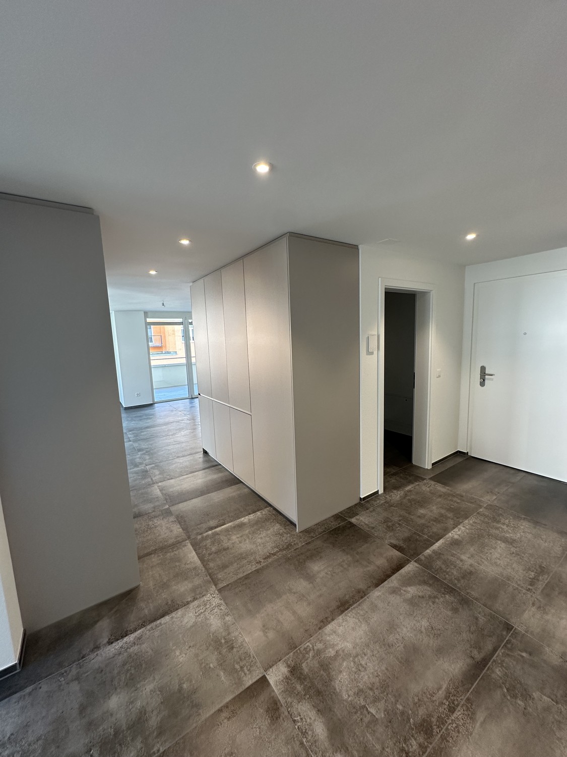 2 rooms loft, photo 3 of 8