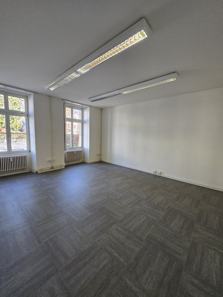 224m² office, photo 4 of 8