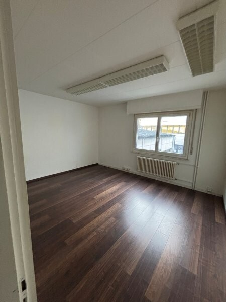 45m² office