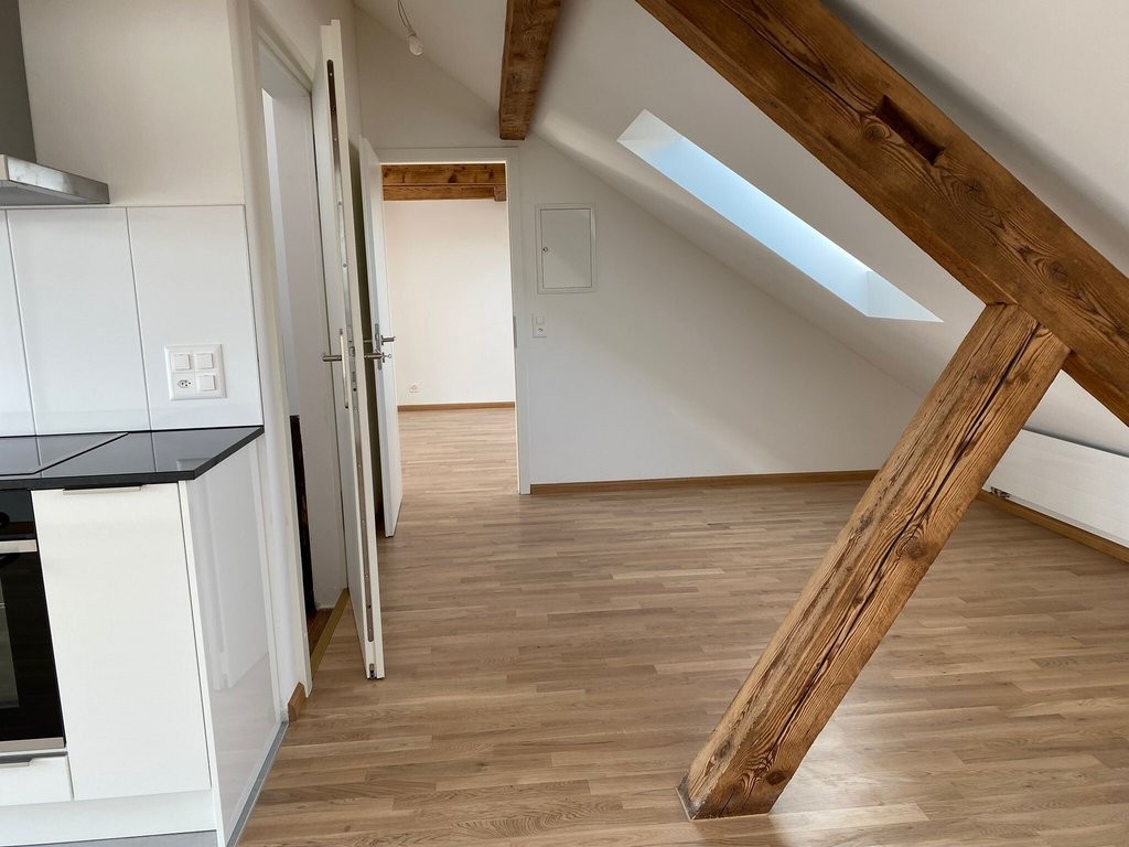 2 rooms roof flat, photo 2 of 10