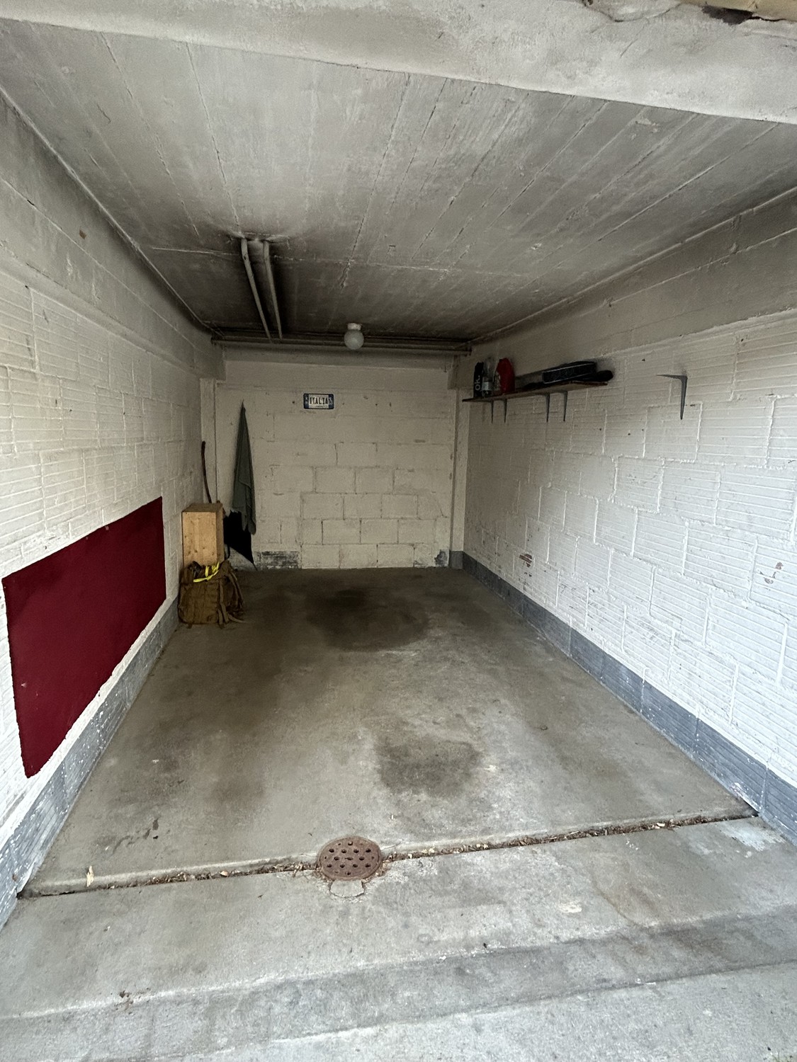 12m² single garage, photo 1 of 3