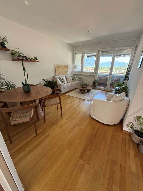 2 rooms apartment, photo 1 of 8