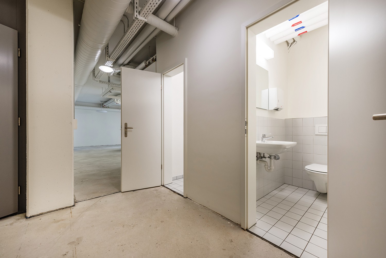 288m² commercial, photo 7 of 10