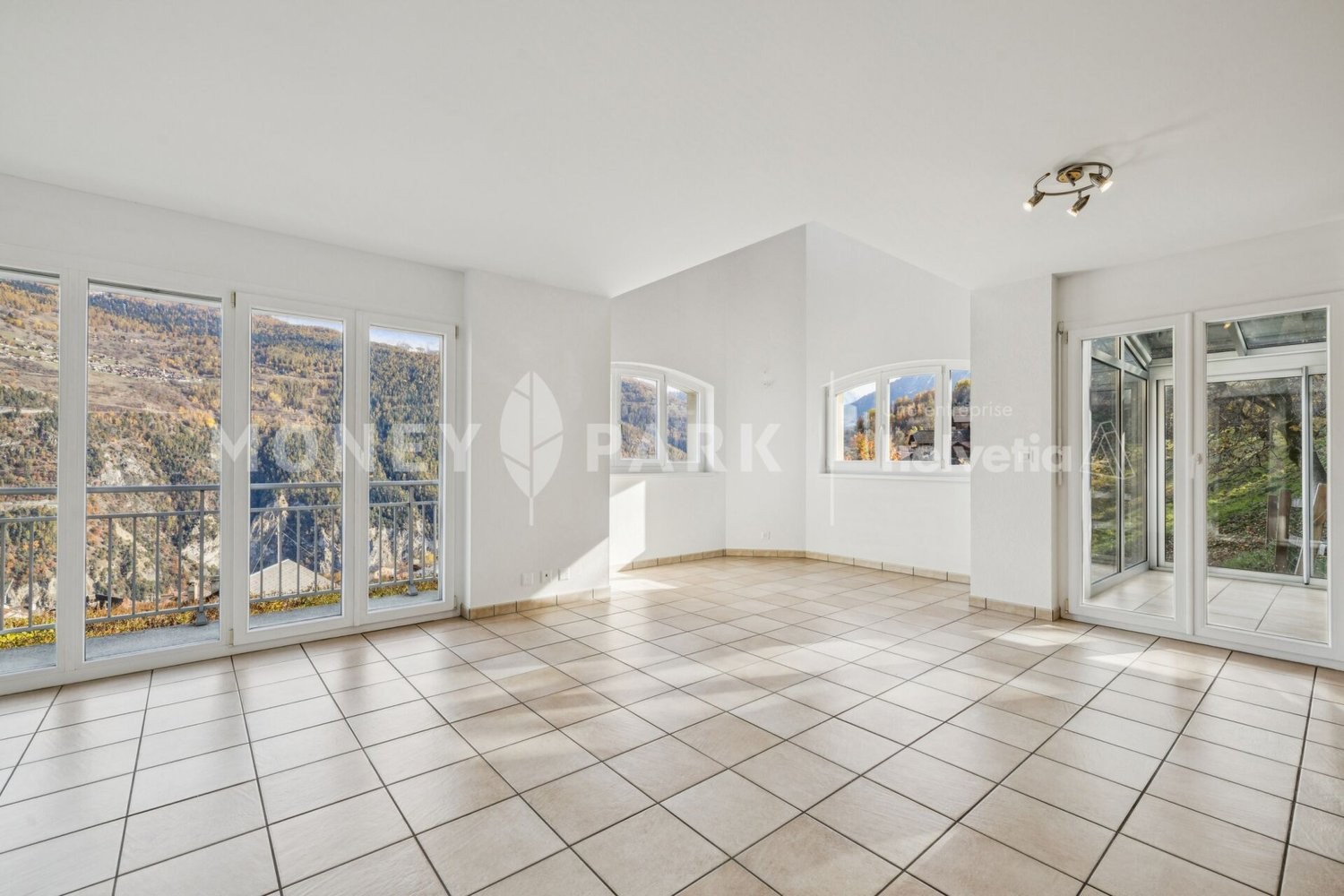7 rooms villa, photo 3 sur 10