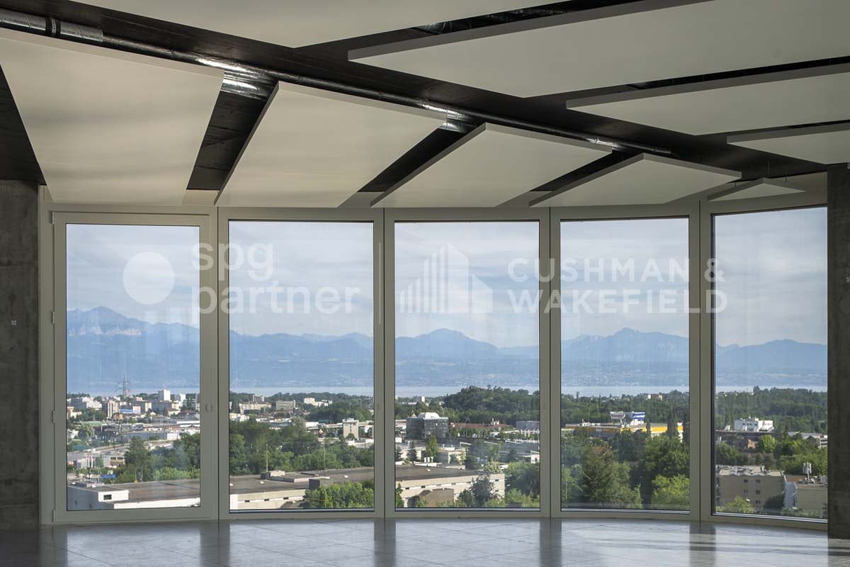 620m² office, photo 10 of 10