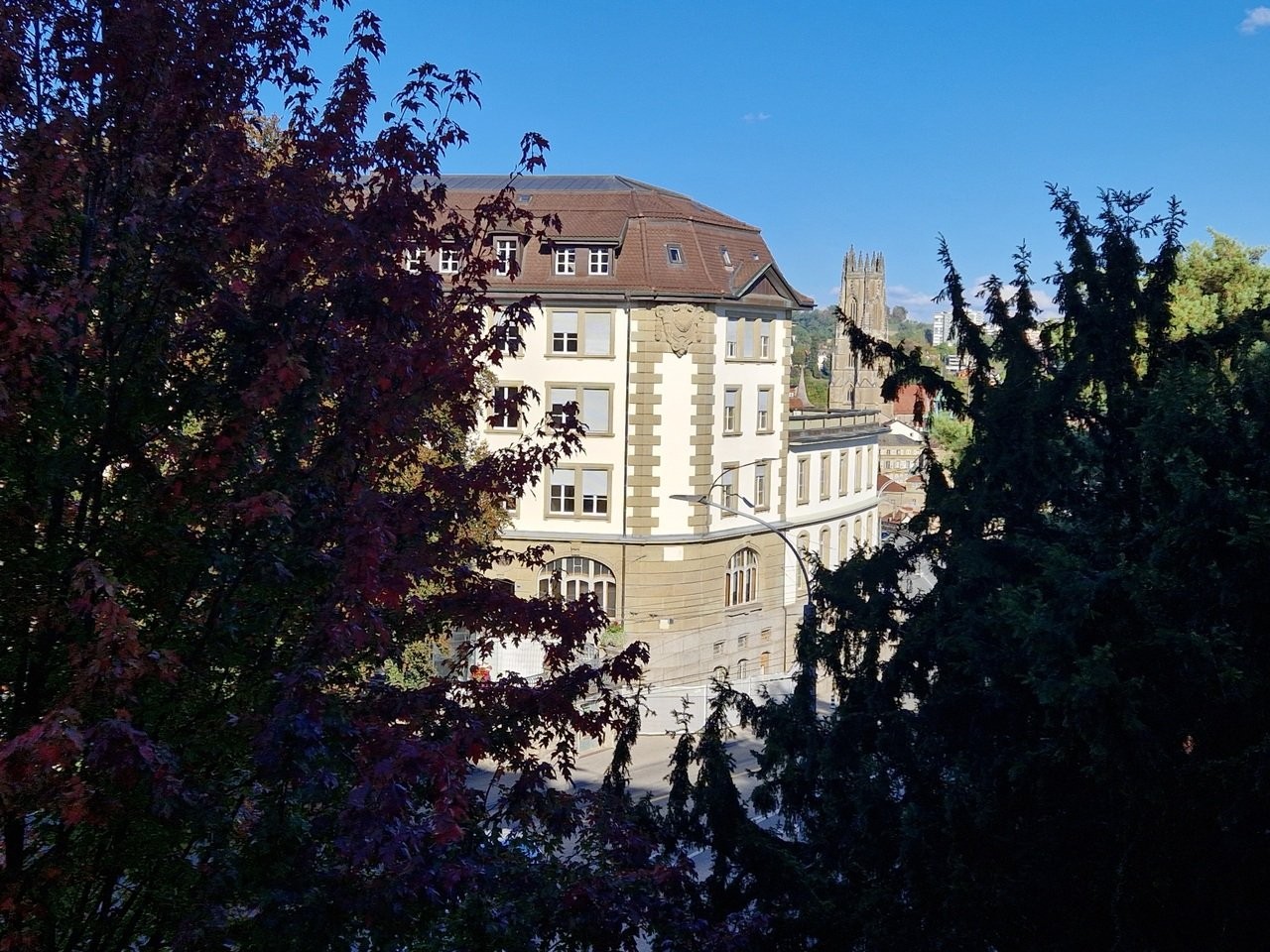 70m² office