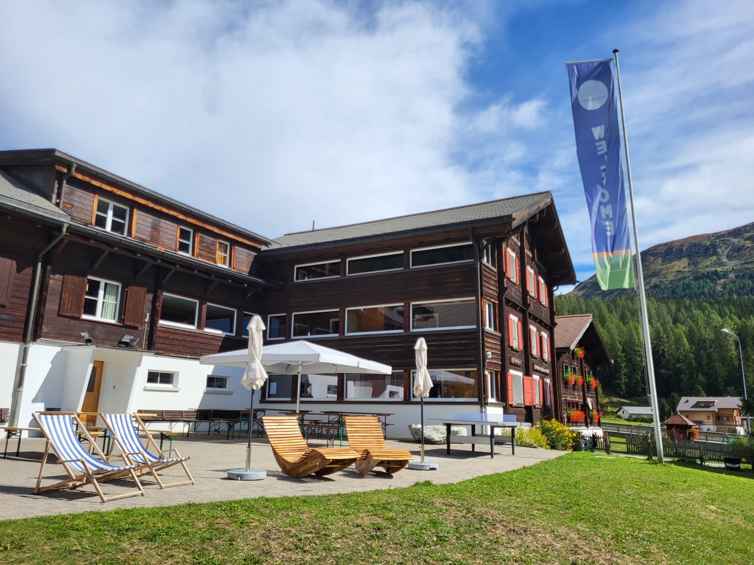 19 rooms chalet, photo 1 of 10