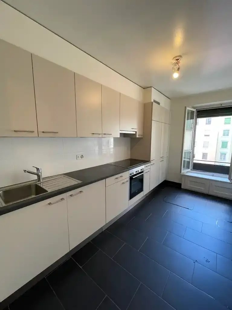 3 rooms apartment, photo 2 of 6