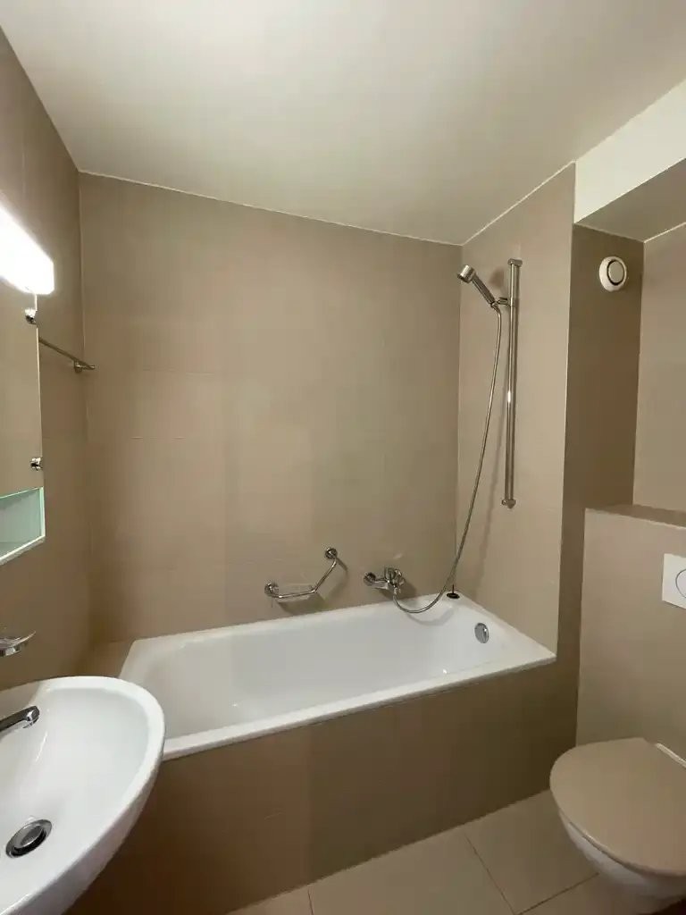 3 rooms apartment, photo 3 of 6