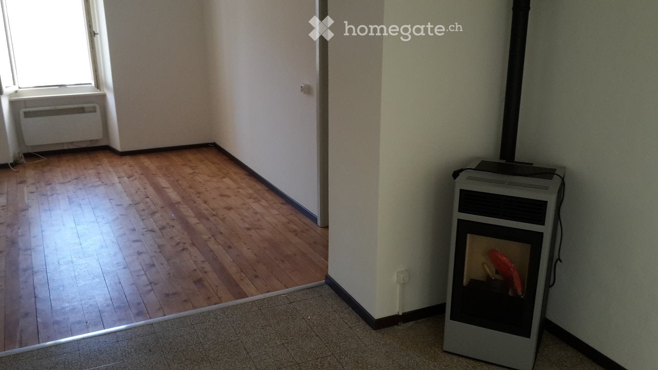 5 rooms apartment